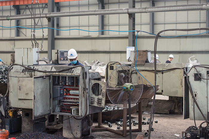 鞍山网架配件-锥头加工车间